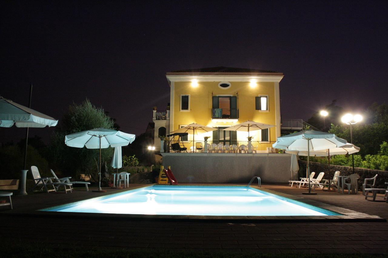 Villa Sciare Modo Acireale Buitenkant foto